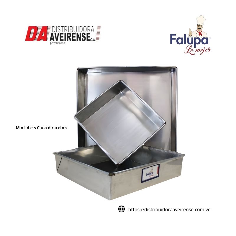 Bandeja  M o l d e s  C u a d r a d o s  C O N C A B I L L A 1.300kg. Medida 50x50cm