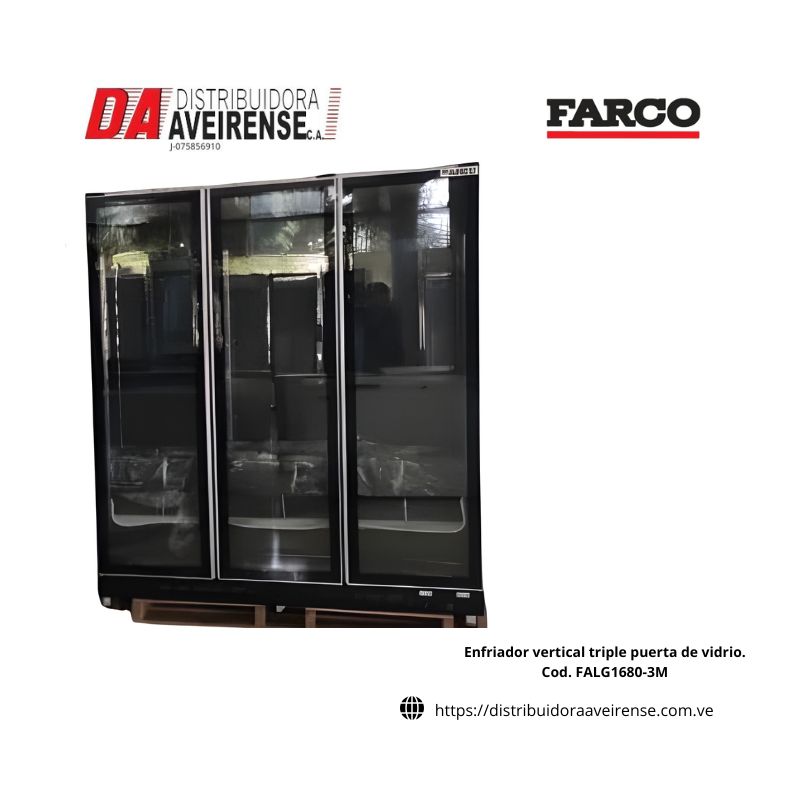 Enfriador vertical triple puerta de  vidrio.